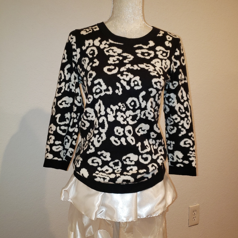 Ann Taylor sweater 3/4 sleeves